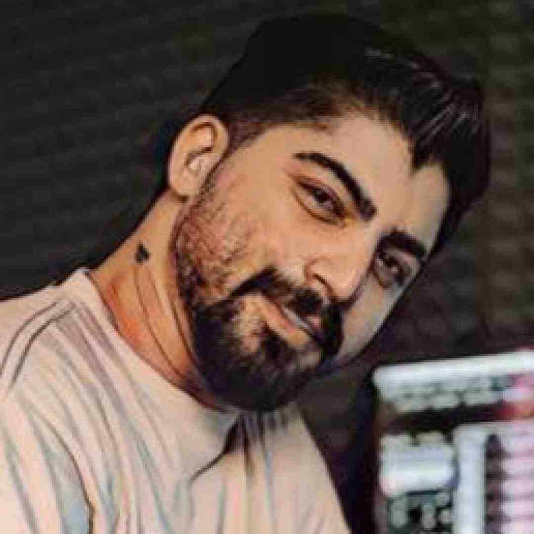 ابوالفضل اسماعیل نژاد هلا پره کمبودی