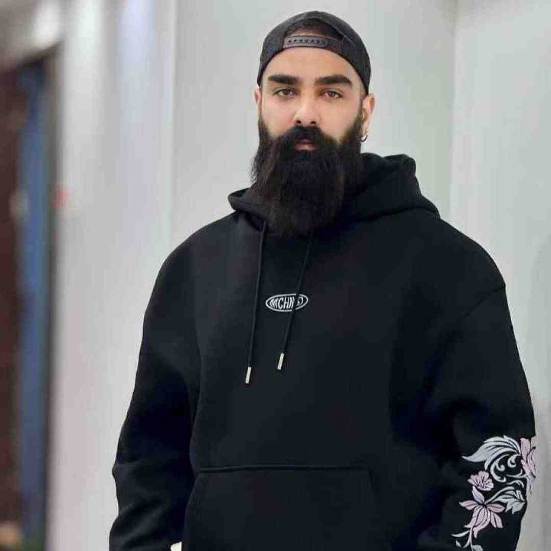 علی میر ﺑﺎرون و ﺑﺮف ﻣﻴﻨﺪازه ﺗﻮرو ﻳﺎدم