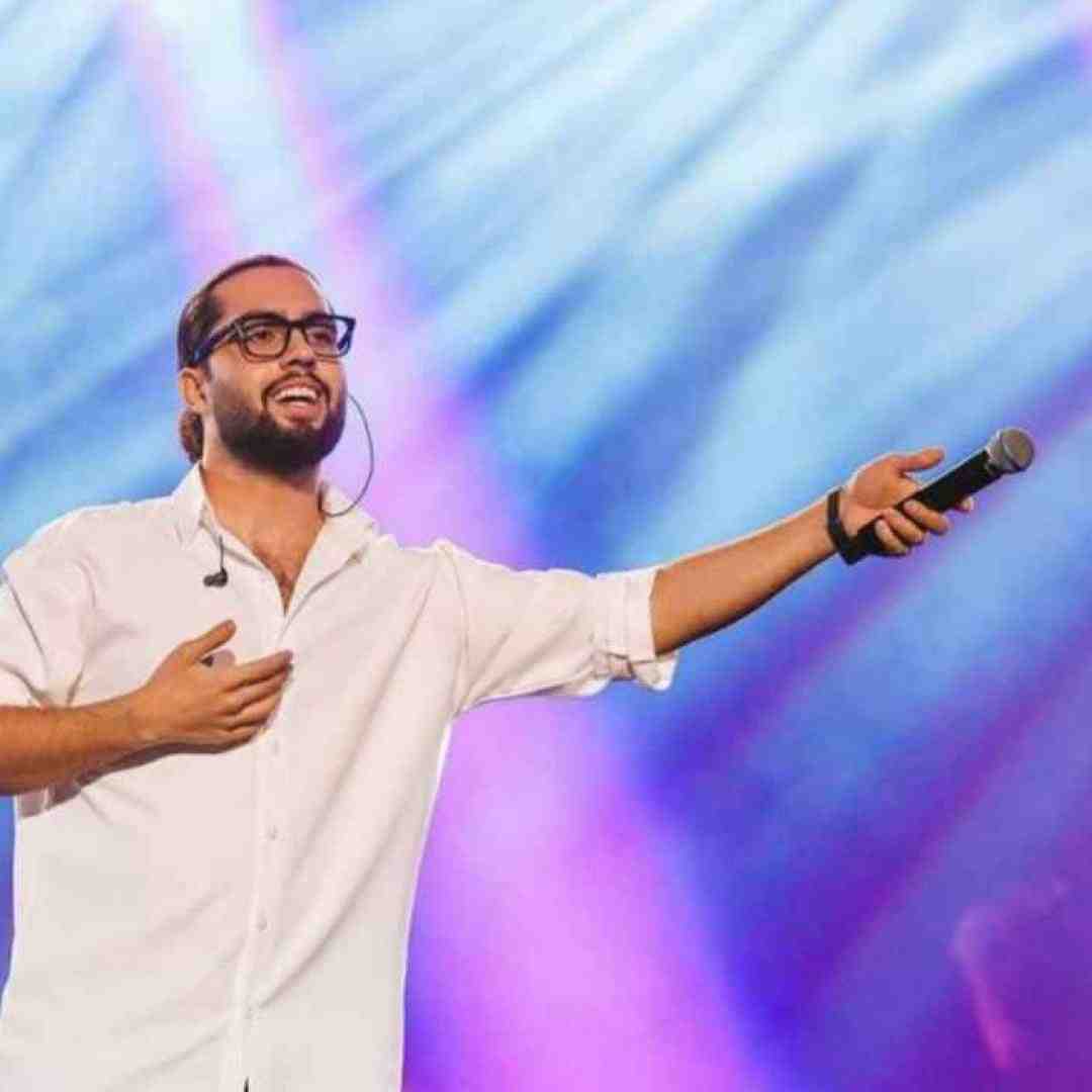 حامیم زندگی کردم تورو کردم با همه قلبم