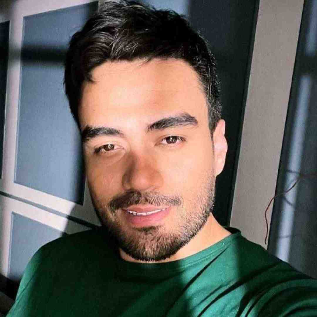 علی منتظری غرق بشی میسازم واسه تو یه قایق