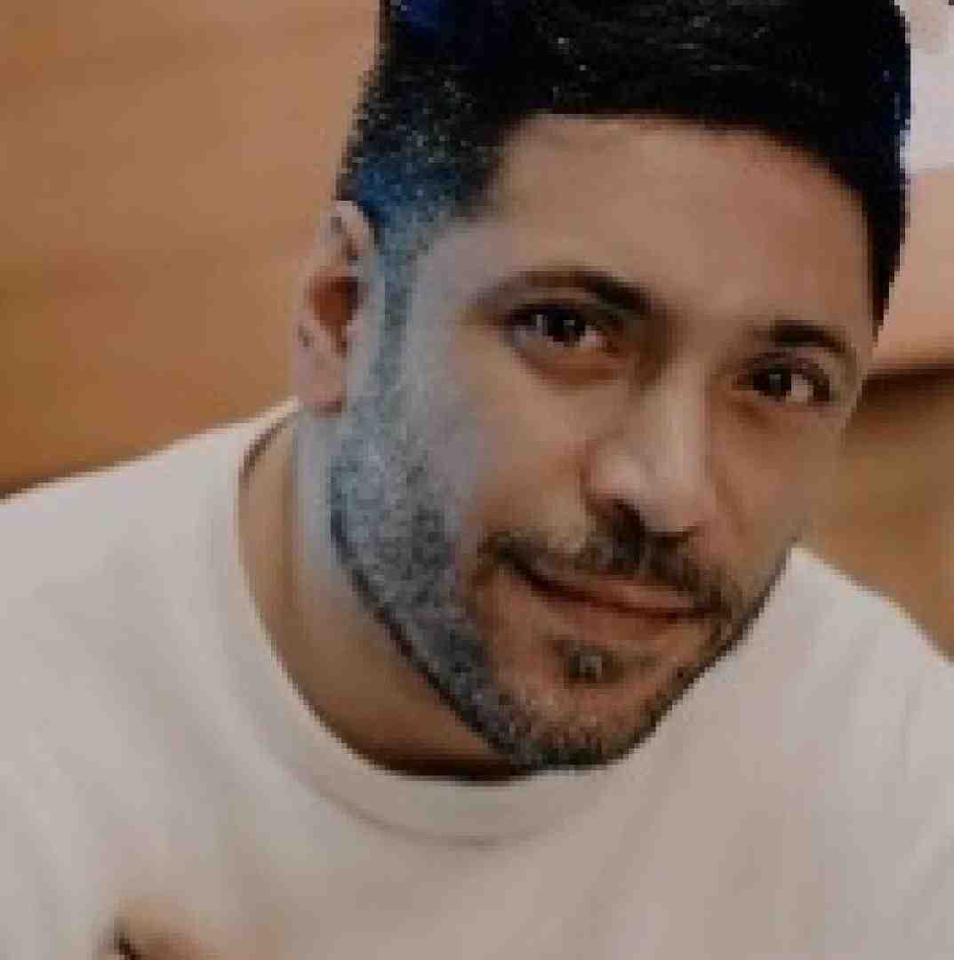 مجید یحیایی آخه تو رفتی و نموندی این دلت از سنگ
