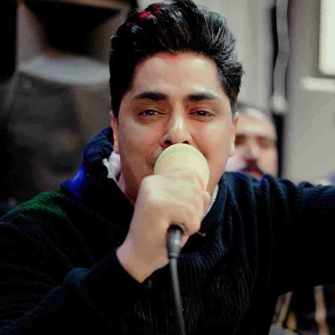 علی شرفی نیسان کاو