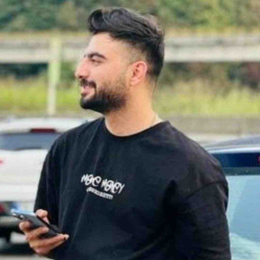 رامین تجنگی میزنیم دریا تو پایه باشی