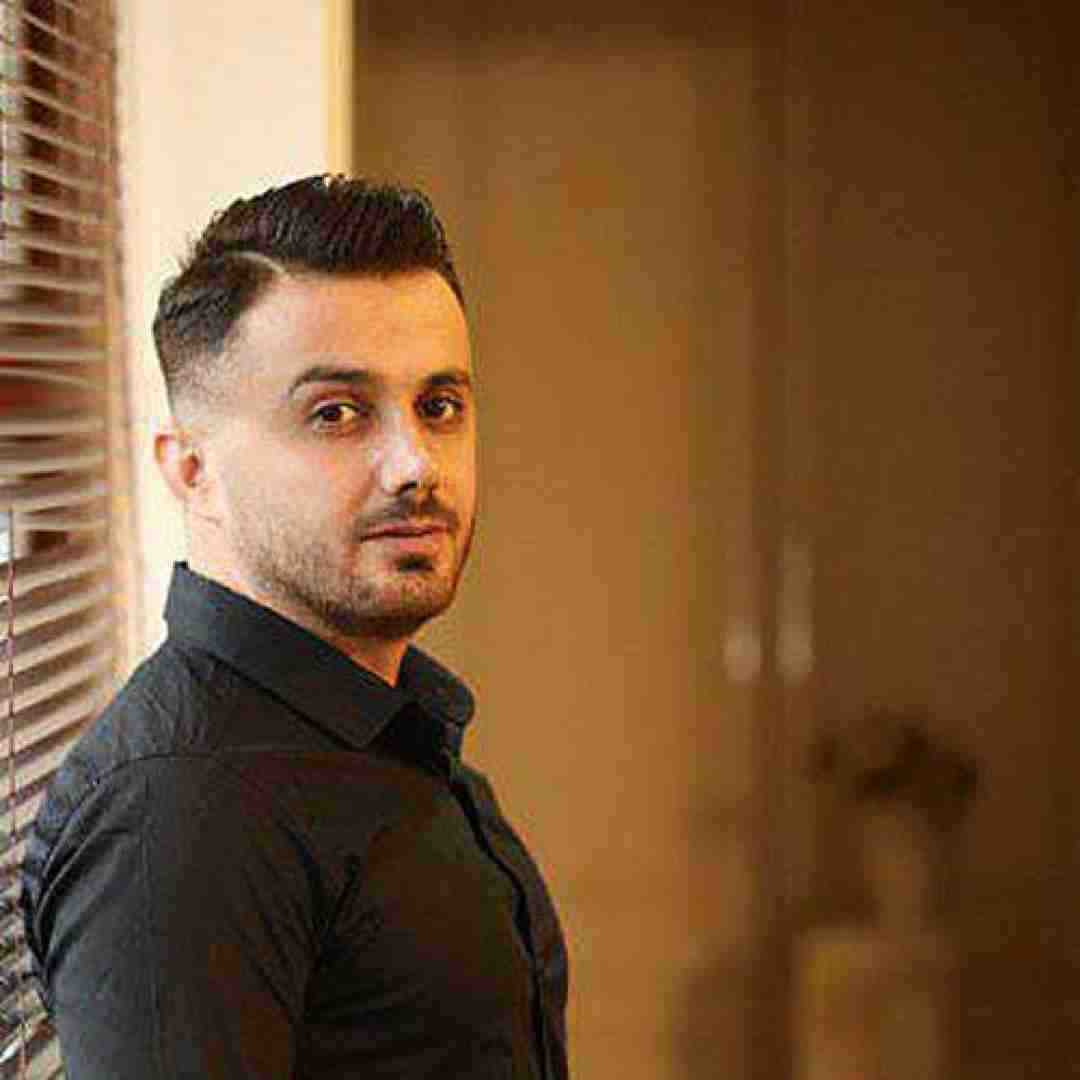 ابی عالی دلبرا تو حتی از سایه به من نزدیک تری