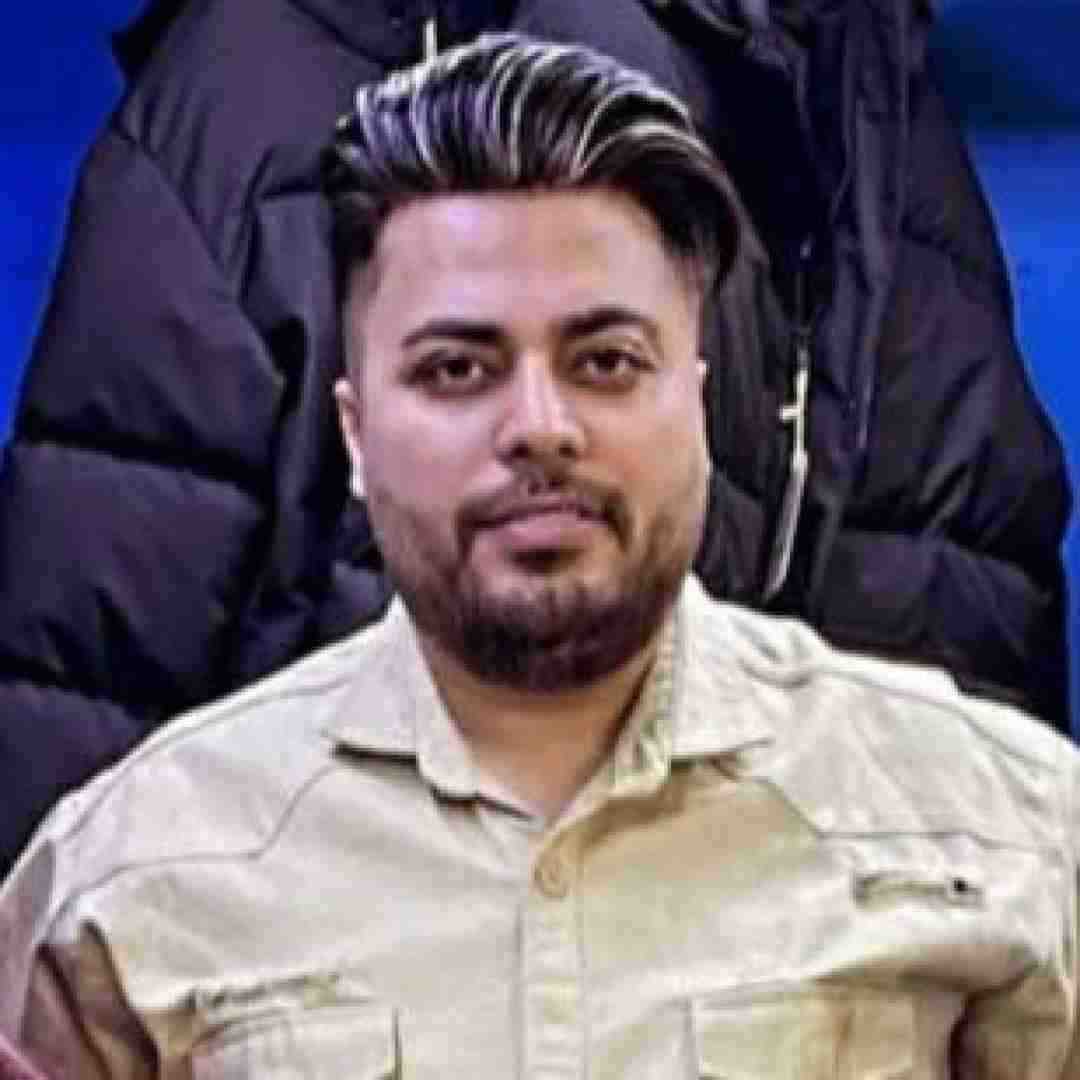 امید عقابی ماه