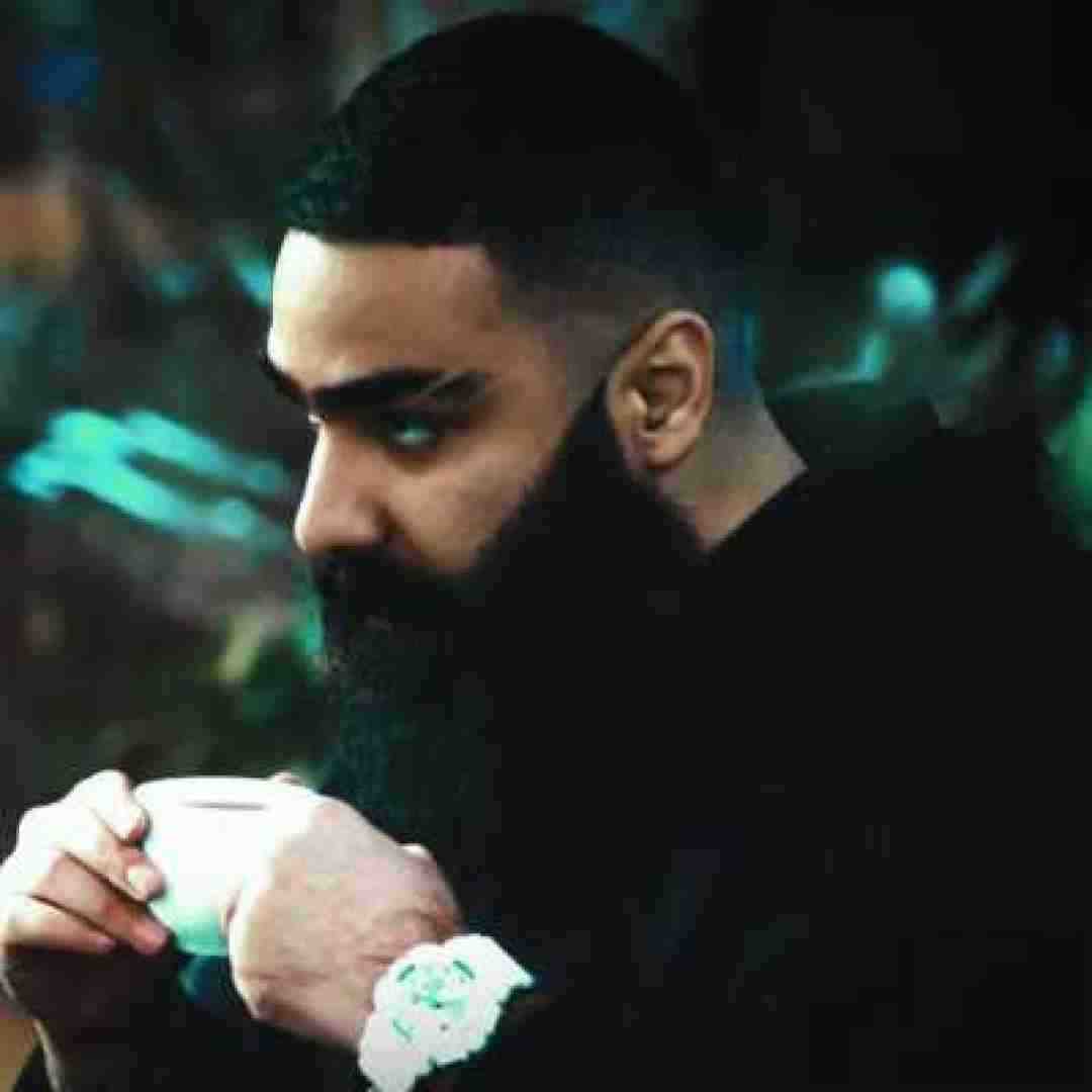 علی میر عجب یکم برو دنیارو بگرد