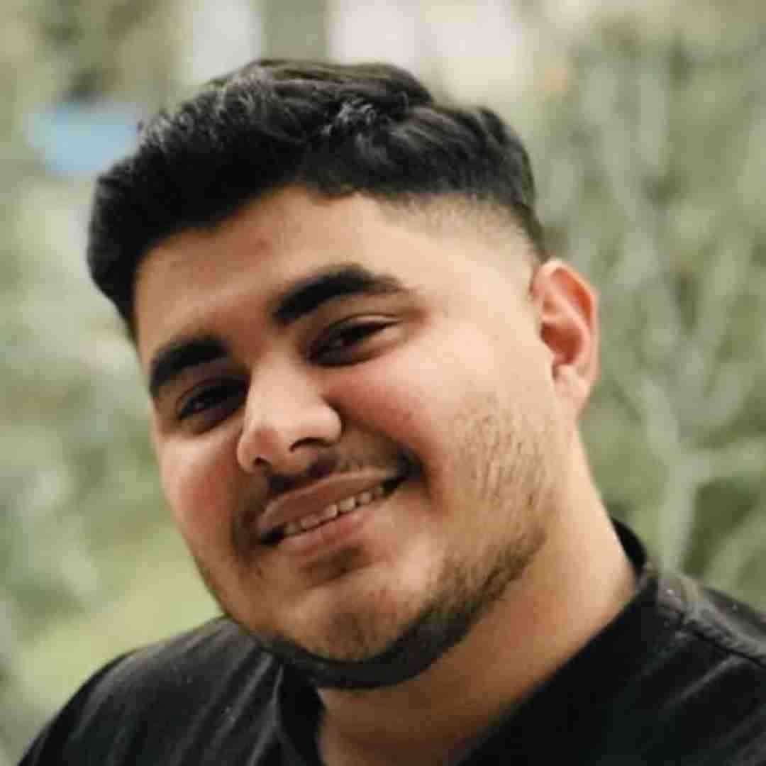 پرهام کریمی ساقی