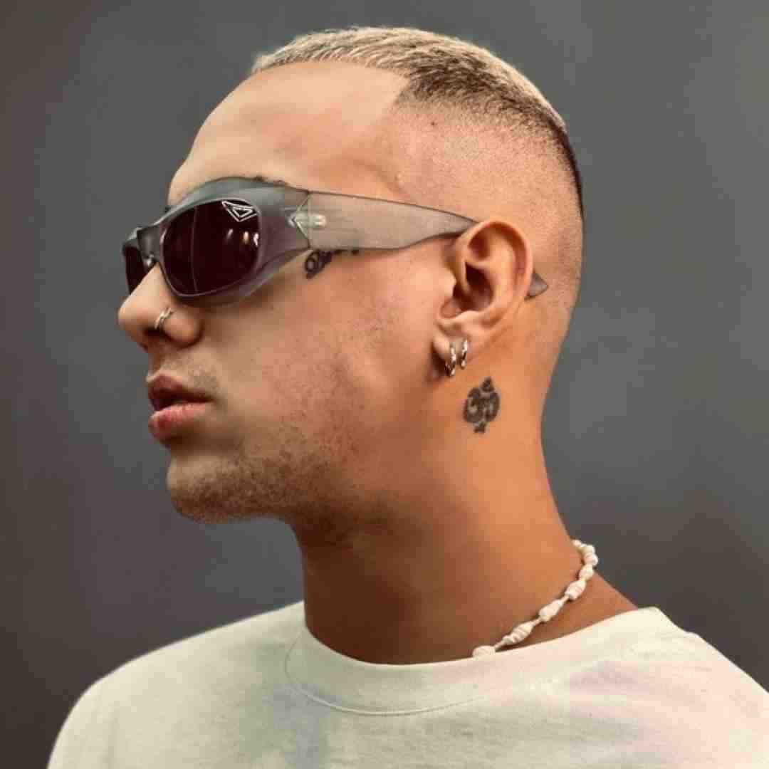 شایان یو داغونم ولی سرپام این خونه باهات خاطرس همه جاش