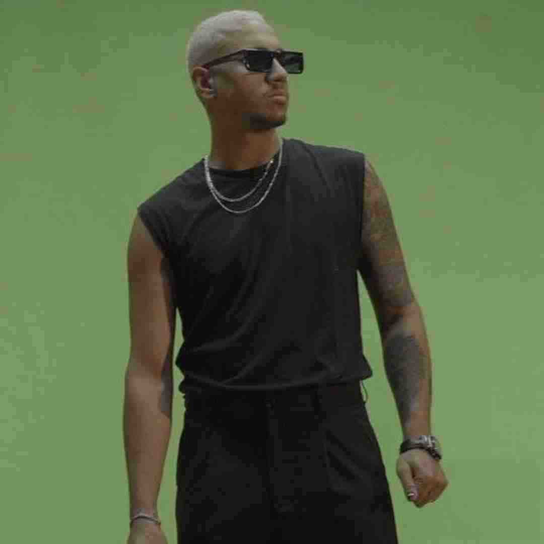 شایان یو ما مدلمون اینه باید مجبور باشیم تنها از رختخواب هر روز