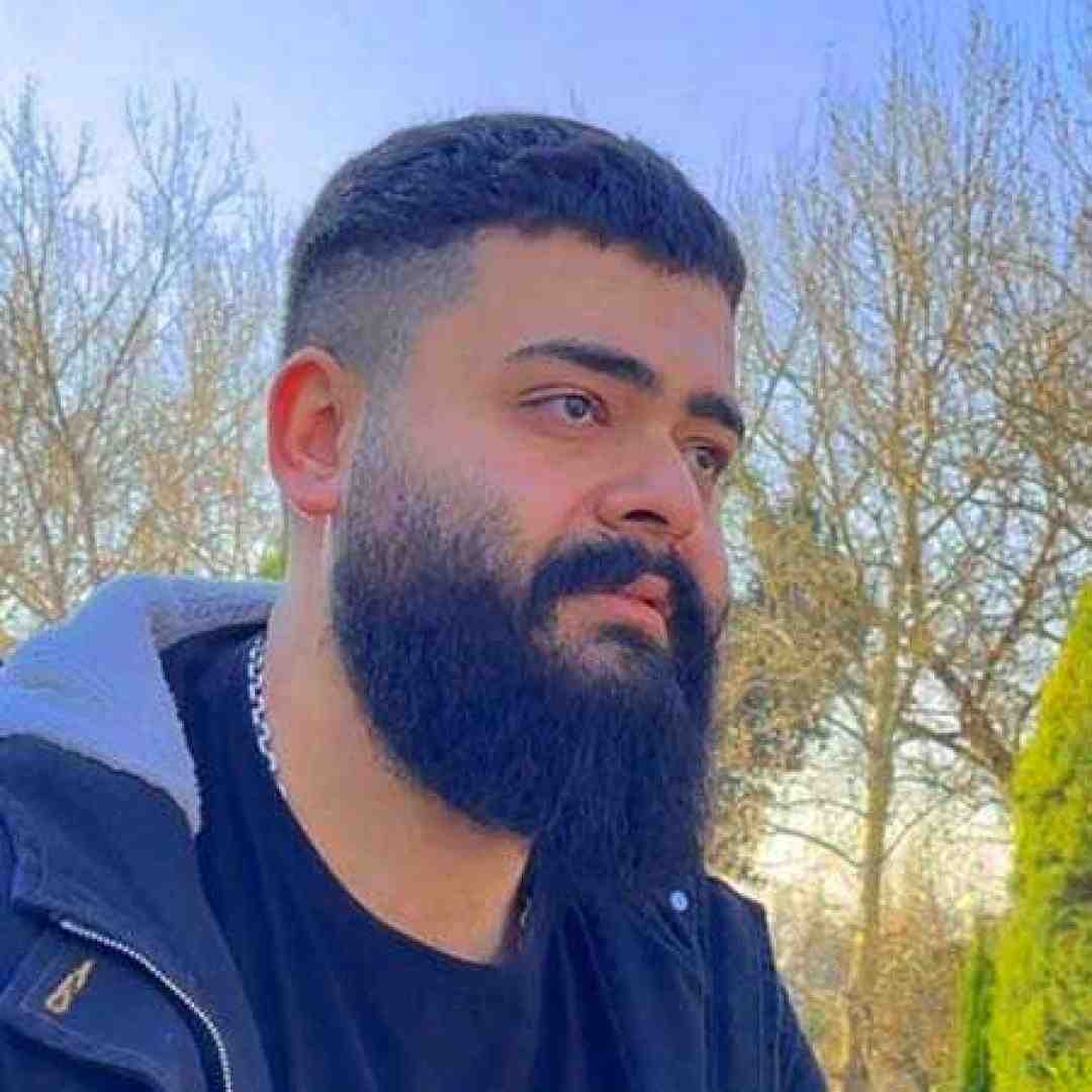 علیراد بی تو یعنی تاریکی به کام عشقو نمیخونی از تو نگام