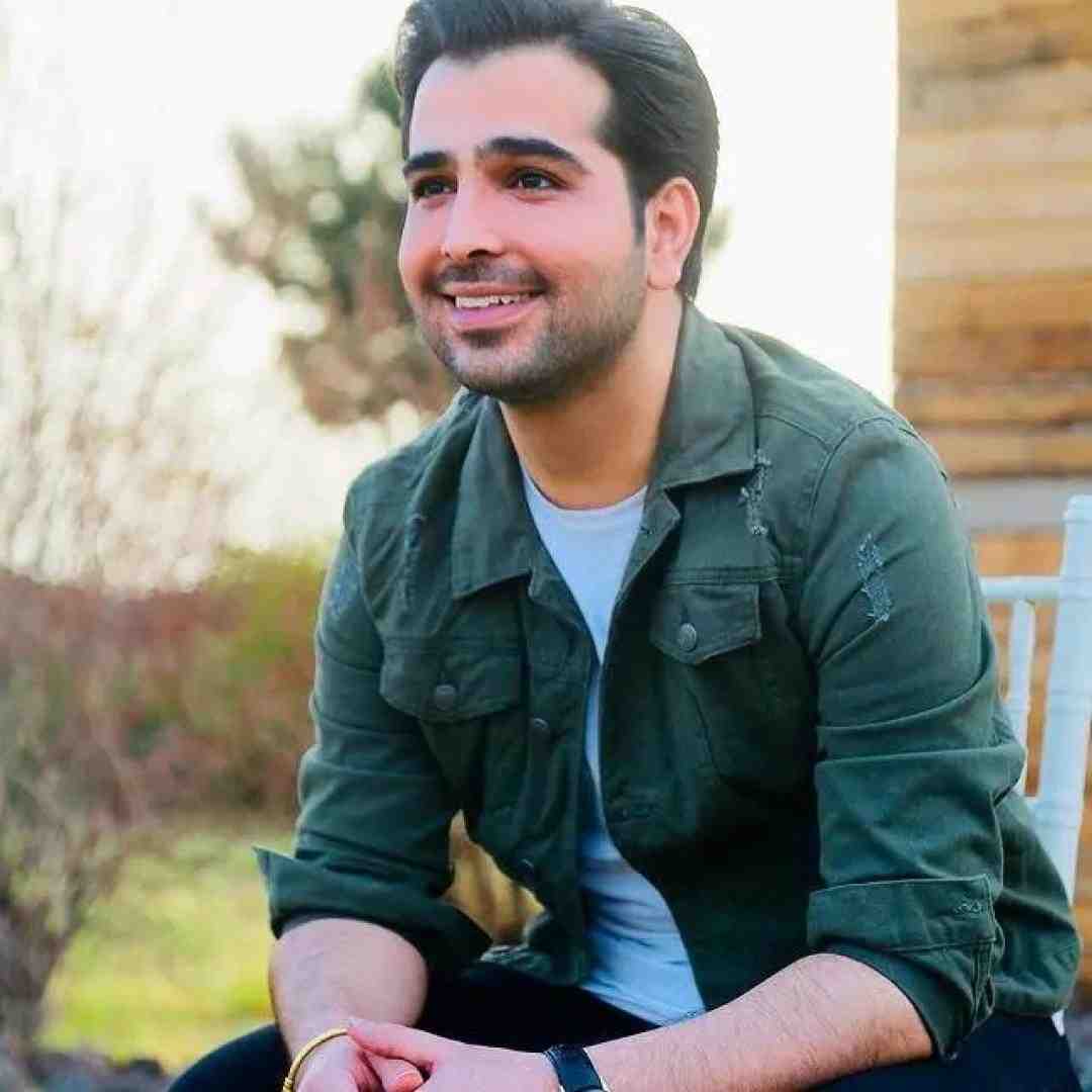 فرزاد فرخ خالق عشق