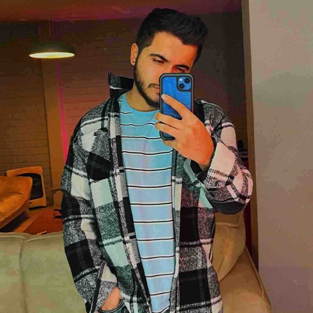 عرشیاس کی مثل من میتونه آرومت کنه با حال بد بری پلوش