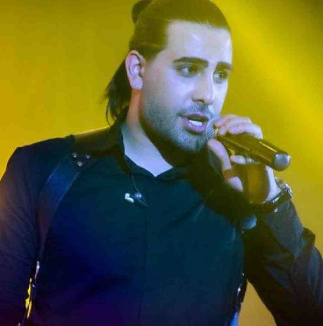 مجید رضوی پس نمیتونی شبیه آدم بدا شی فکر میکنی انقدر تو رو