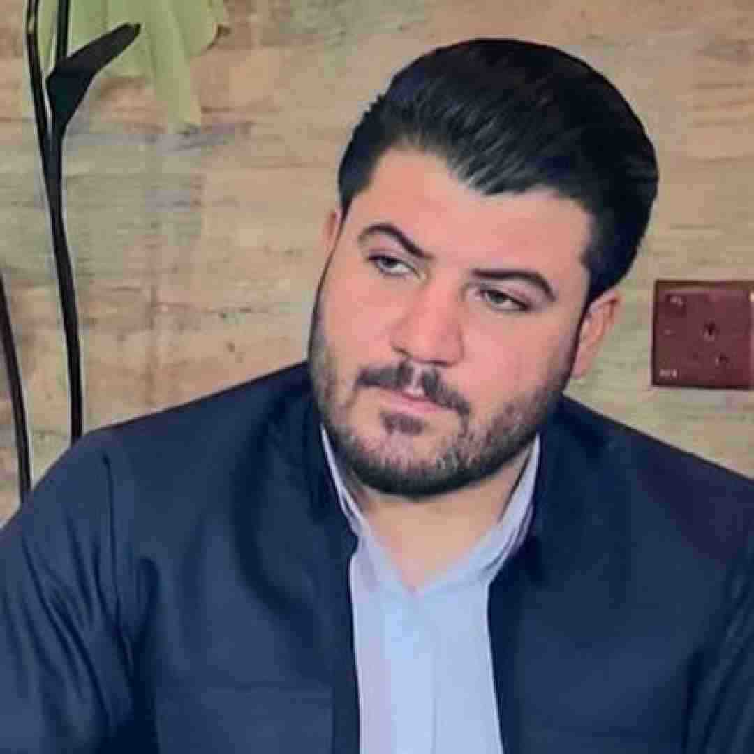آوات بوکانی مستم مستم مستم عاشق جفت چشم مستم