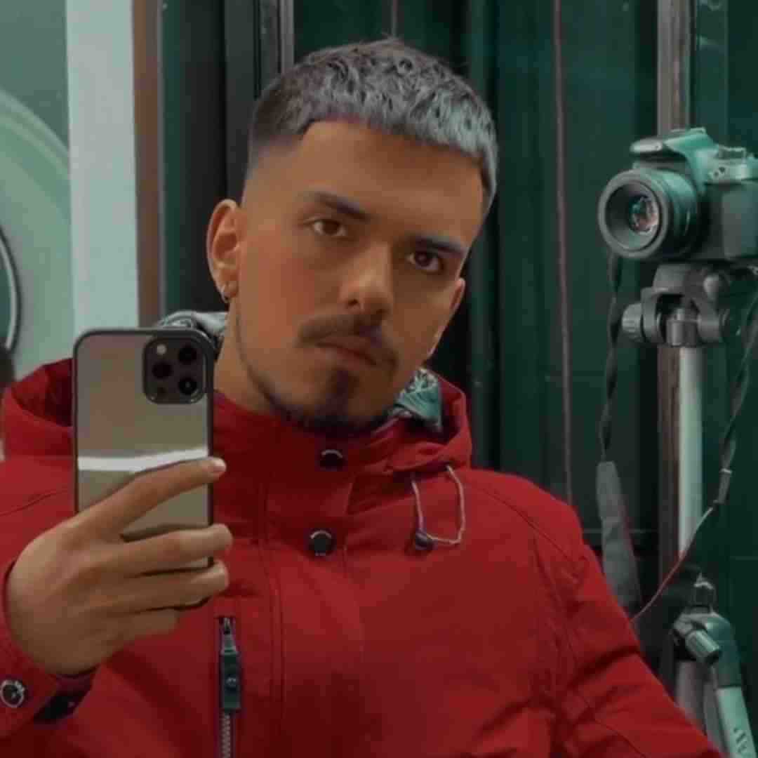 الجان دختر پسر فرقی نداره باید چش سیر باشه
