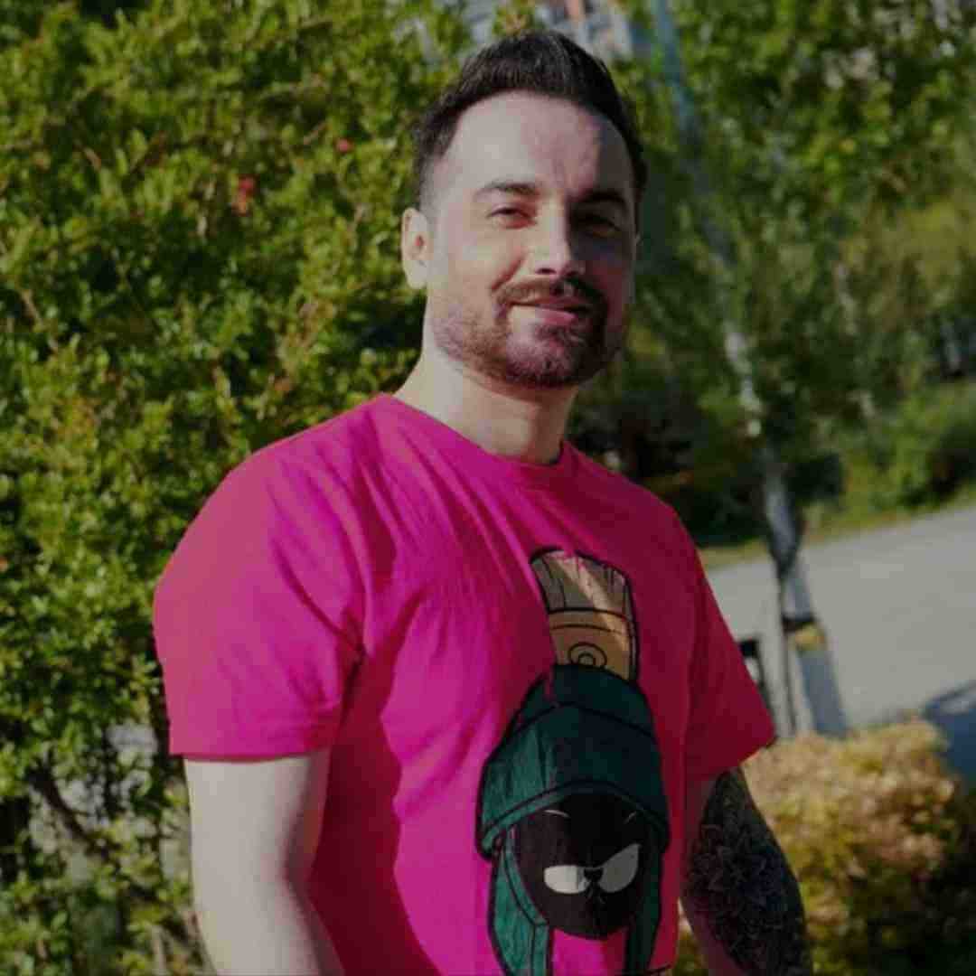 سامان جلیلی تنهایی و عشق است شکستی آدمی که