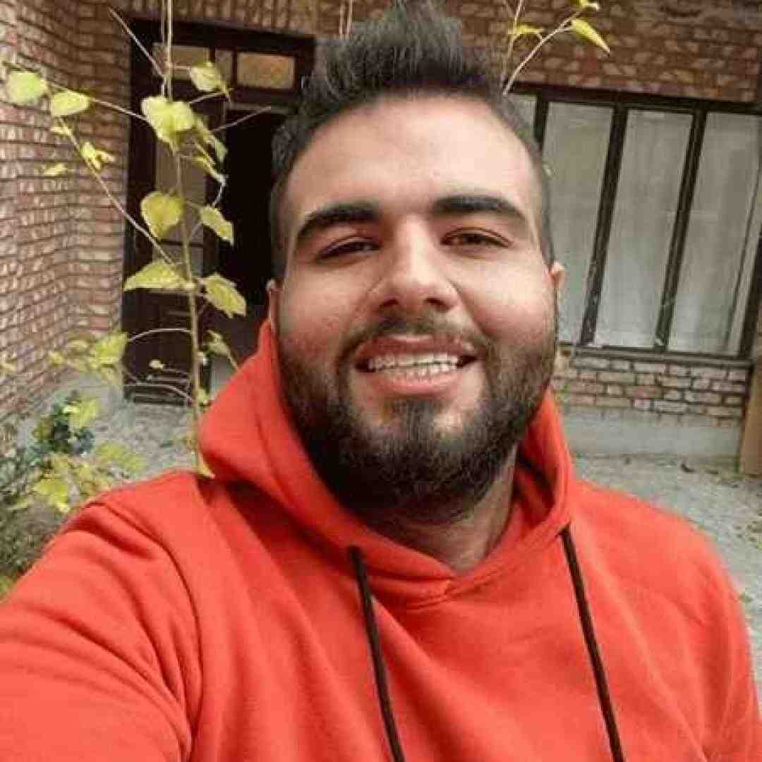 شاهین بنان یادمه هنوز همینجا یه روز گفتی زندگیمی