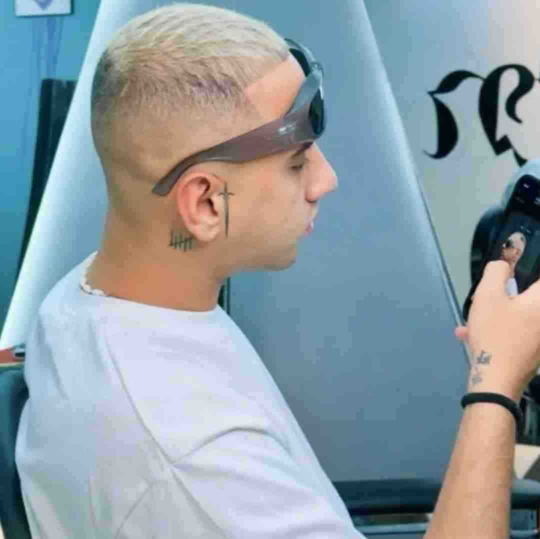 شایان یو وقتی نیازت داشتم نبودی الان دیگه نمیخوام برگردی