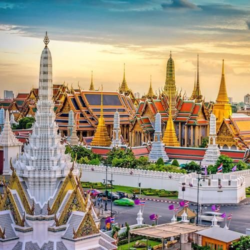 میدونم یه رویایی که نیستی تو یه جای شهر ستاره