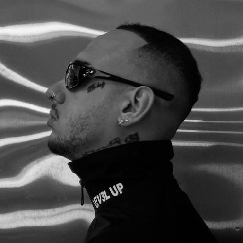 دانلود آهنگ ﺑﺮو دﻟﺖ ﺑﺮام ﺗﻨﮓ ﺷﺪ ﻫﺮ وﻗﺖ ﻳﻪ ﺳﺮ ﺑﺰن ﺑﻪ ﮔﺎﻟﺮﻳﺖ از شایان یو