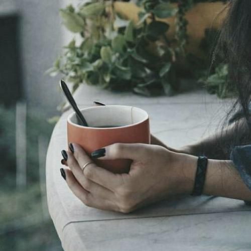  منم رفتارام مثل سابق نیستش کل قلبم تو ضربان نبضم تو