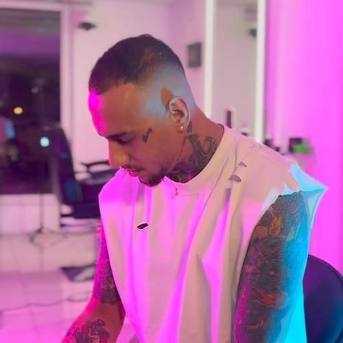 دانلود آهنگ ﻓﻘﻄ ﺑﻬﻢ ﻳﻪ ﺗﻜﺴﺖ ﺑﺪی ﺗﻤﻮﻣﻪ ﺑﻬﻢ ﺑﮕﻮ ﻣﻴﻜﻨﻢ ﻳﻪ ﺗﻴﺮ ﺣﺮوﻣﺶ از شایان یو